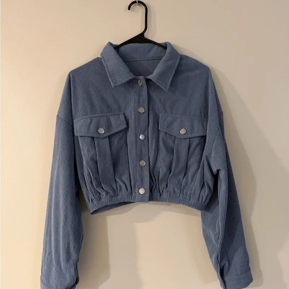 NWOT Halara Pocket Cropped Jacket - Picture 4 of 9